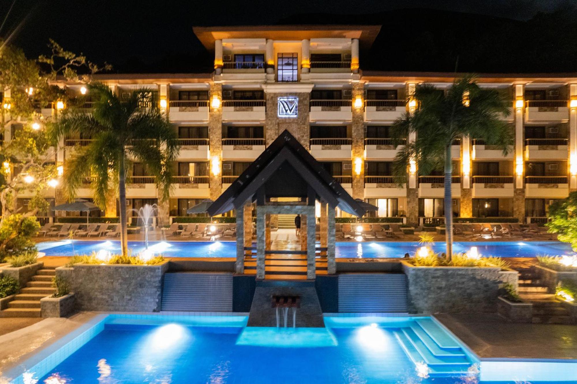 Coron Westown Resort Buitenkant foto